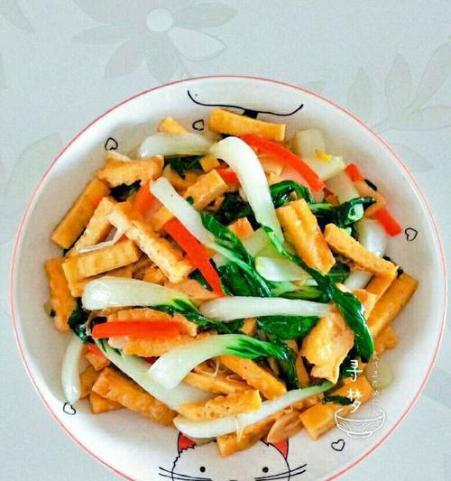 用素鸡炒白菜，做一份健康美食（味道鲜美）