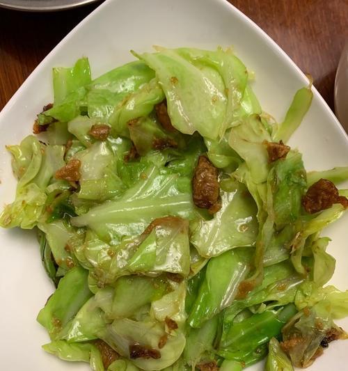 健康营养，美味素炒紫包菜（紫色时蔬的营养价值及烹饪技巧）
