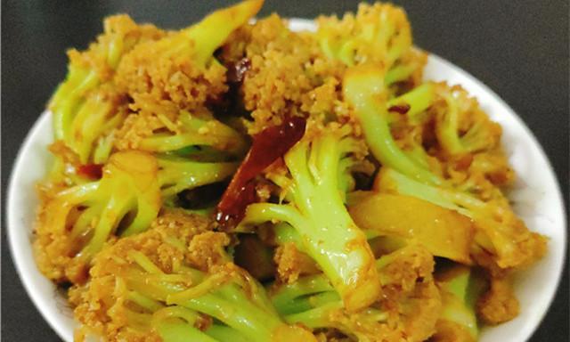 以素炒有机花菜——健康美味的素食佳品（探索有机花菜的营养价值和烹饪方法）