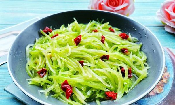 清爽素食主义，来一份素炒莴笋（简单易做）