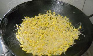 简单易学的素炒十香菜做法（学会这些技巧）