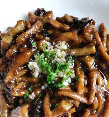 家常美食素炒鳝丝（做法简单易学）