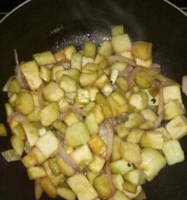 素食美味，茄子味道浓——以素炒茄子为主题的做法