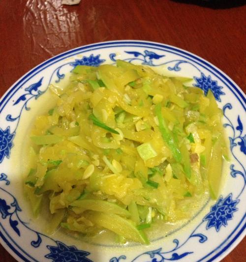 素食美味，嫩南瓜炒起来（以素炒嫩南瓜）