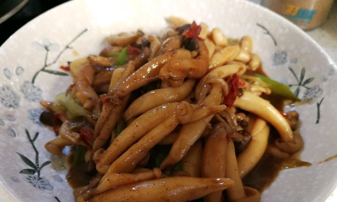 酥炸海鲜菇的制作方法（美食佳肴）