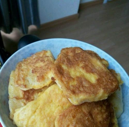 自制酥香馍片，让你吃出家的感觉（教你制作口感的酥香馍片）