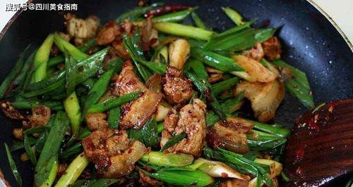 用酥脆的口感为回锅肉加分，炒出层层的美味享受（用酥脆的口感为回锅肉加分）
