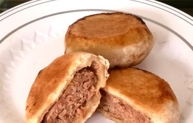 草莓酥皮饼的制作方法（以新鲜草莓为馅）