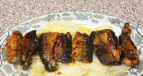 秋刀鱼酥脆诱人，教你做美味秋刀鱼料理（以酥脆秋刀鱼为主角）