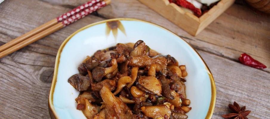 瘦肉炒秀珍菇，味蕾的艺术享受（秀珍菇清甜）