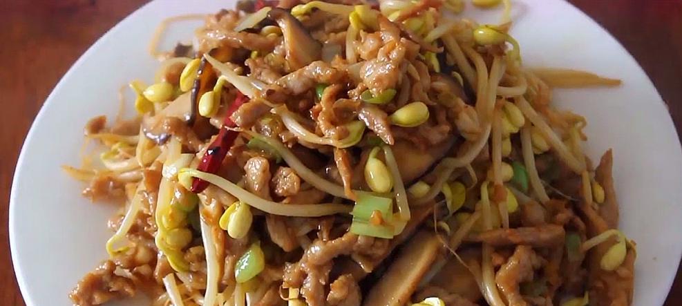 瘦肉炒绿豆芽，营养健康又美味（家常好菜）