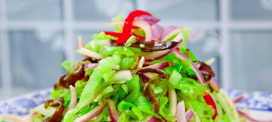 手撕卷心菜炒五花肉，美味又健康（中式家常菜）