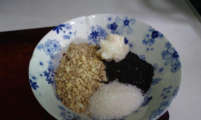 手工黑芝麻馅的制作方法（做出口感细腻、香甜可口的黑芝麻馅）