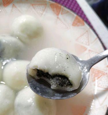 手工豆沙汤圆的制作方法（传统美食）
