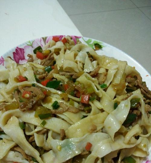 手擀宽面（以传承为基石）