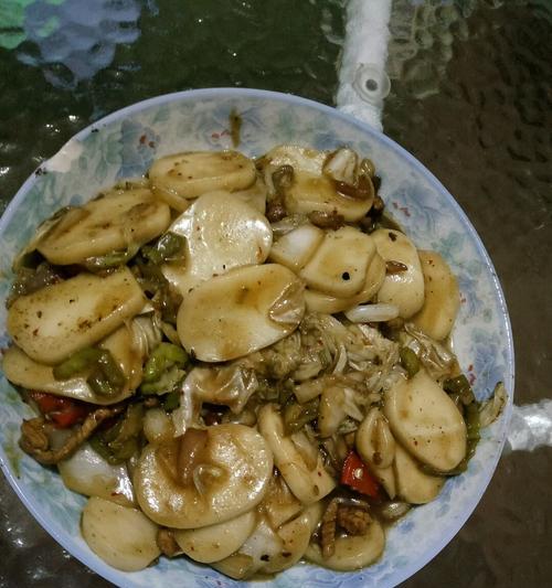香味四溢的时蔬烩年糕（营养丰富）