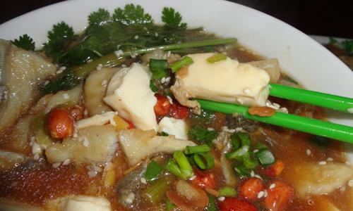 石头蟹蒸豆花，美味健康的佳肴（一道清爽鲜美的家常菜）