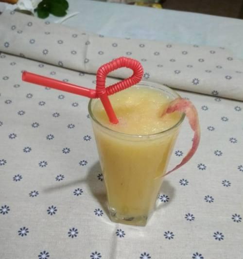 石榴苹果汁的制作方法（打造健康生活）