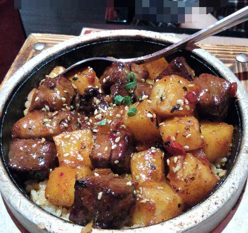 轻松学会石锅牛肉拌饭（韩国料理美食）