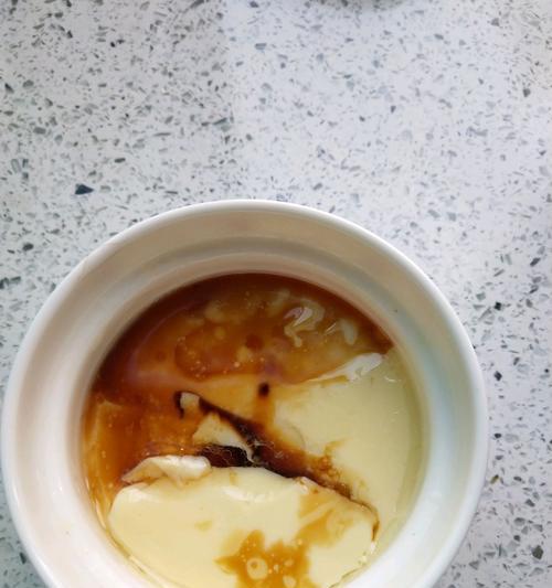 十秒就会的鸡蛋羹制作方法（轻松做出美味的早餐）
