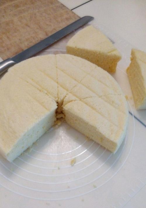 手把手教你制作十寸戚风蛋糕（从配方到烘焙）