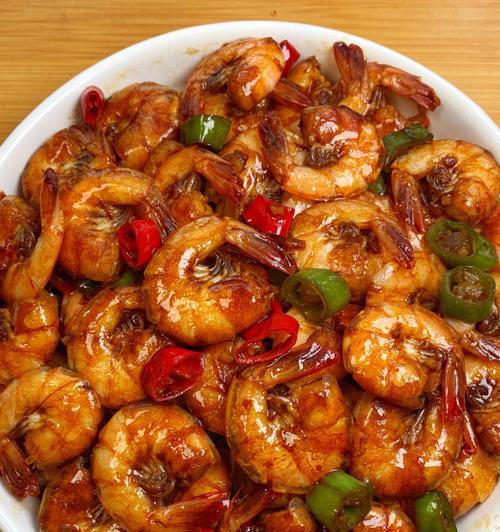 三色炒大虾——美味佳肴的制作（一道极具地方特色的家常菜）