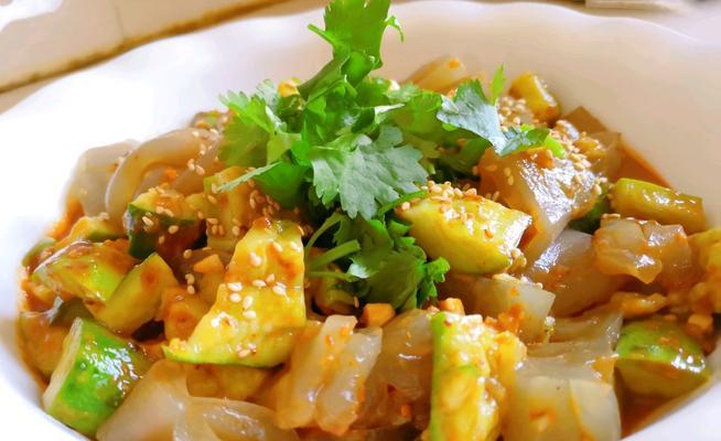三粒烩粉皮，重拾家乡味（用三种豆类制作的独特小吃）