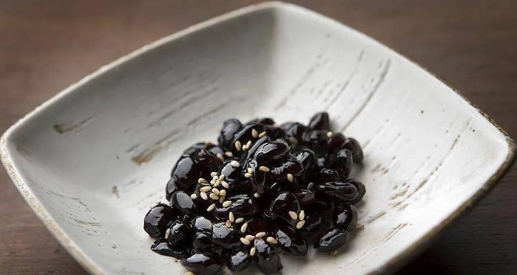 三黑养肾粥，打造健康人生（以黑豆、黑米、黑芝麻为主材）