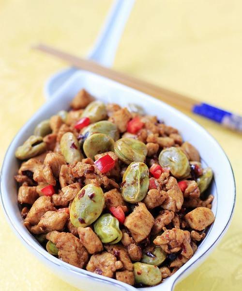 三果炒鸡丁，营养丰富的美味佳肴（传统佳肴新升级）