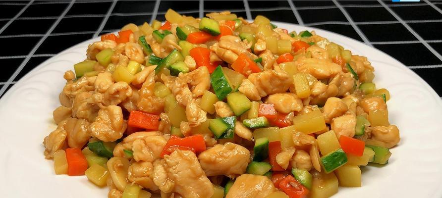 三丁炒肉粒的做法（家常美食）