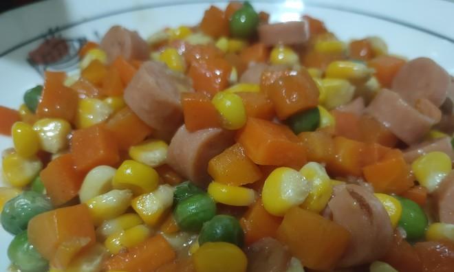 三丁炒肉粒的做法（家常美食）