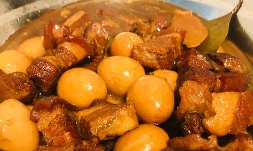 三杯土豆鹌鹑蛋（一道营养丰富又美味的家常菜）