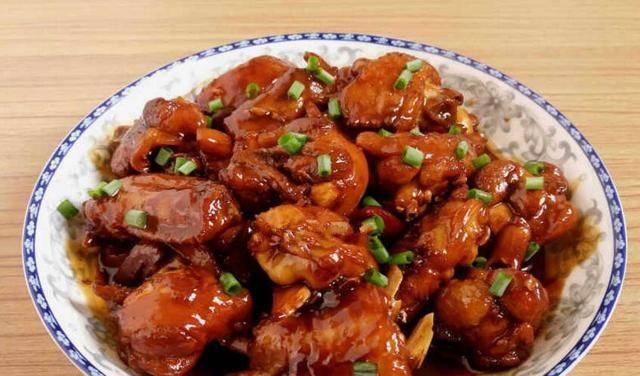 三杯菇菇鸡，美味滋味尽在口中（家常料理）