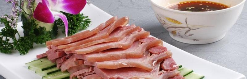 塞北驴肉卷的制作方法（一种美味的传统小吃）