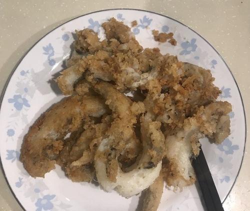 轻松学做软炸小光鱼，美味又健康（一份简单易学的美食佳品）