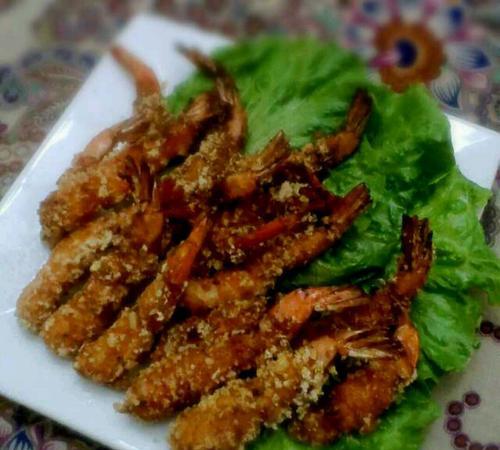 软炸虾排，口感鲜美爽脆（手把手教你制作美味软炸虾排）