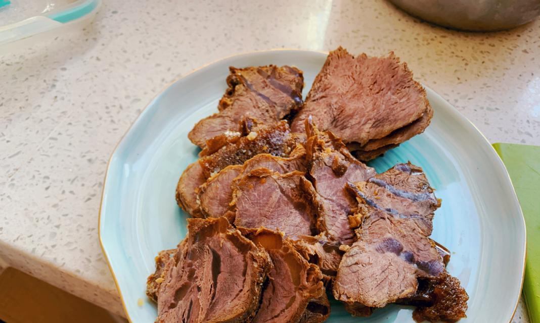独具风味的以乳腐牛肉佳肴（美食世界的另一道经典佳肴）