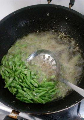 肉香四季豆，口感爽脆美味多汁（用最简单的方法）