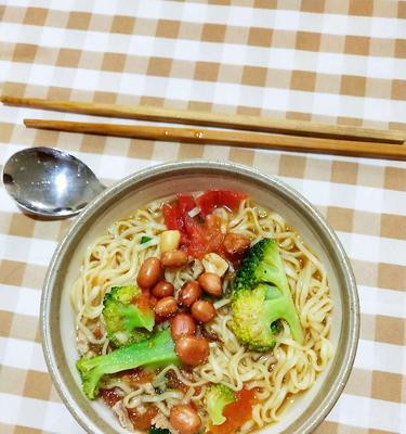 肉丸子南瓜面线，美味又健康（用南瓜打造健康美食）