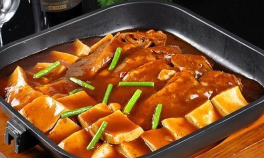 厨房三宝豆腐的美味做法（三种调料）