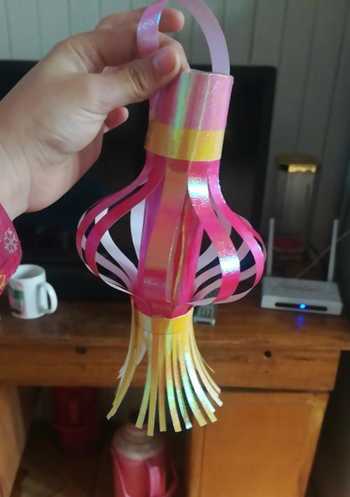 闹元宵水果灯笼的制作过程（用水果打造精美灯笼——以正月十五为例）