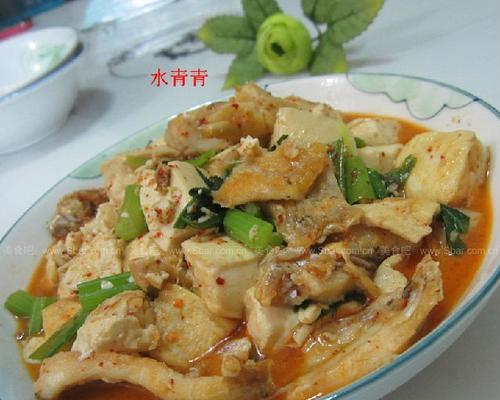 如何做好以鱼煮豆腐（传统美味的健康佳肴）
