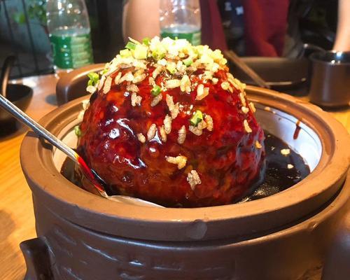 扬州狮子头制作全攻略（传统美食）