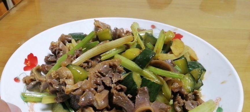 鸭肾美食大全（挖掘鸭肾的独特风味）