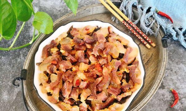 粤式豉香蒸扒皮鱼的制作方法（领略粤式美味）