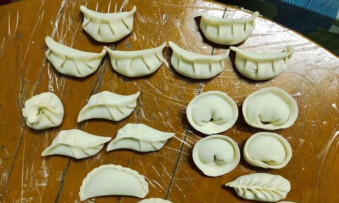 掌握月牙饺子的包法（学习简单易上手的包法）