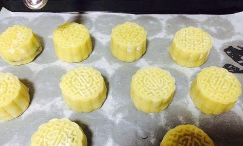 月饼制作大揭秘——以红豆陷为例（掌握关键步骤）