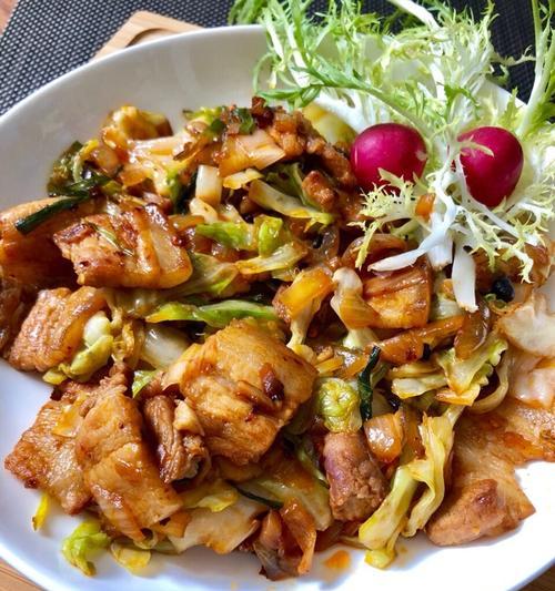 圆白菜回锅肉的制作方法（简单易学）