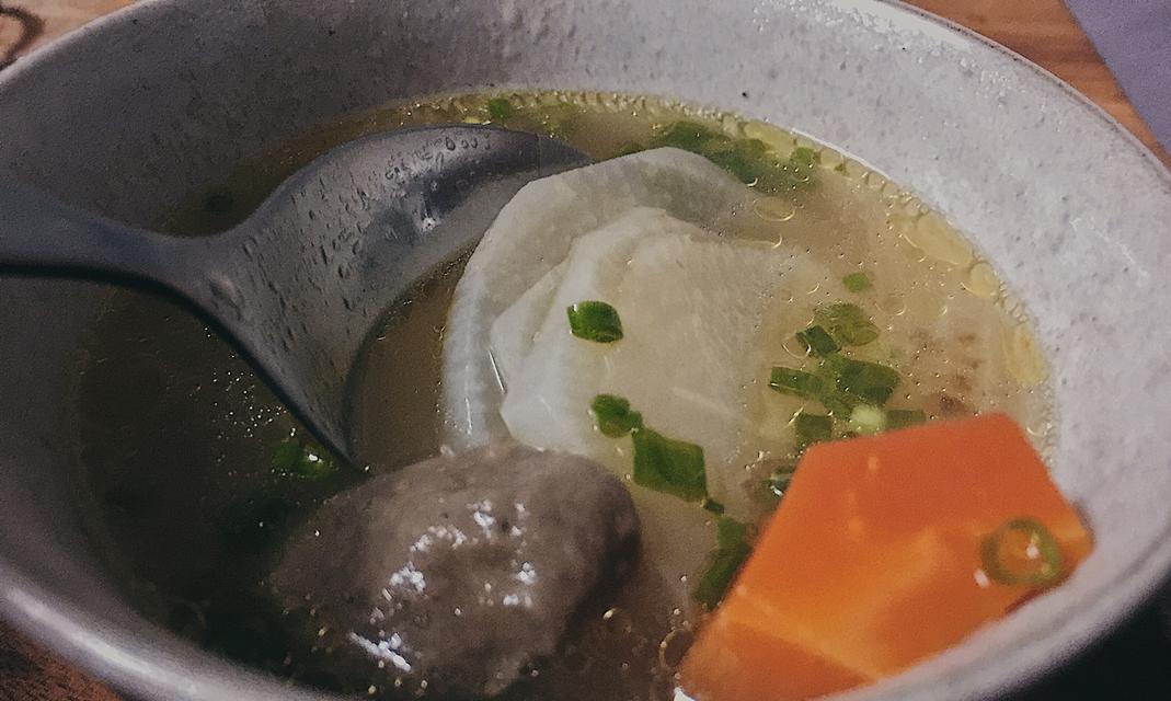 樱花白萝卜的美食探秘（以白萝卜为主角）