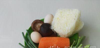 婴儿葱香米糊（以婴儿葱香米糊为营养均衡主食）